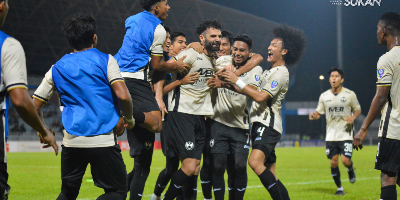 Gergasi Merah selesa benam Tok Gajah