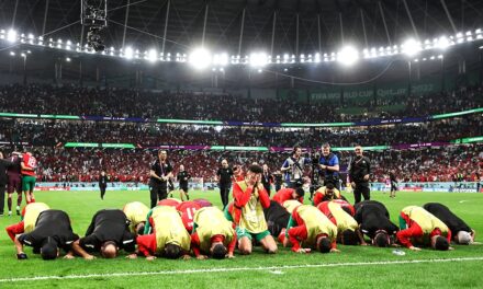 Doa ibu dan sokongan saudara mara di stadium ramuan kejayaan bersejarah Maghribi