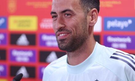 Sergio Busquets umum persaraan skuad Sepanyol