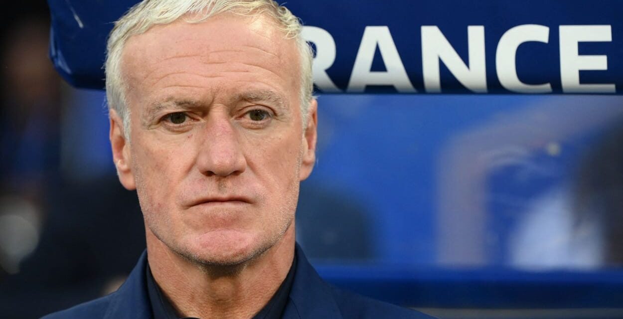 Kump D : Deschamps pertahan tindakan rombak Les Bleus walaupun dikecam hebat