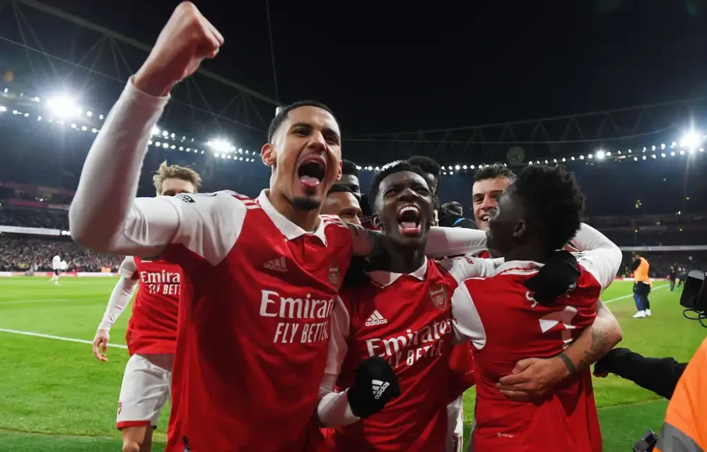 Arsenal benam cabaran Man United