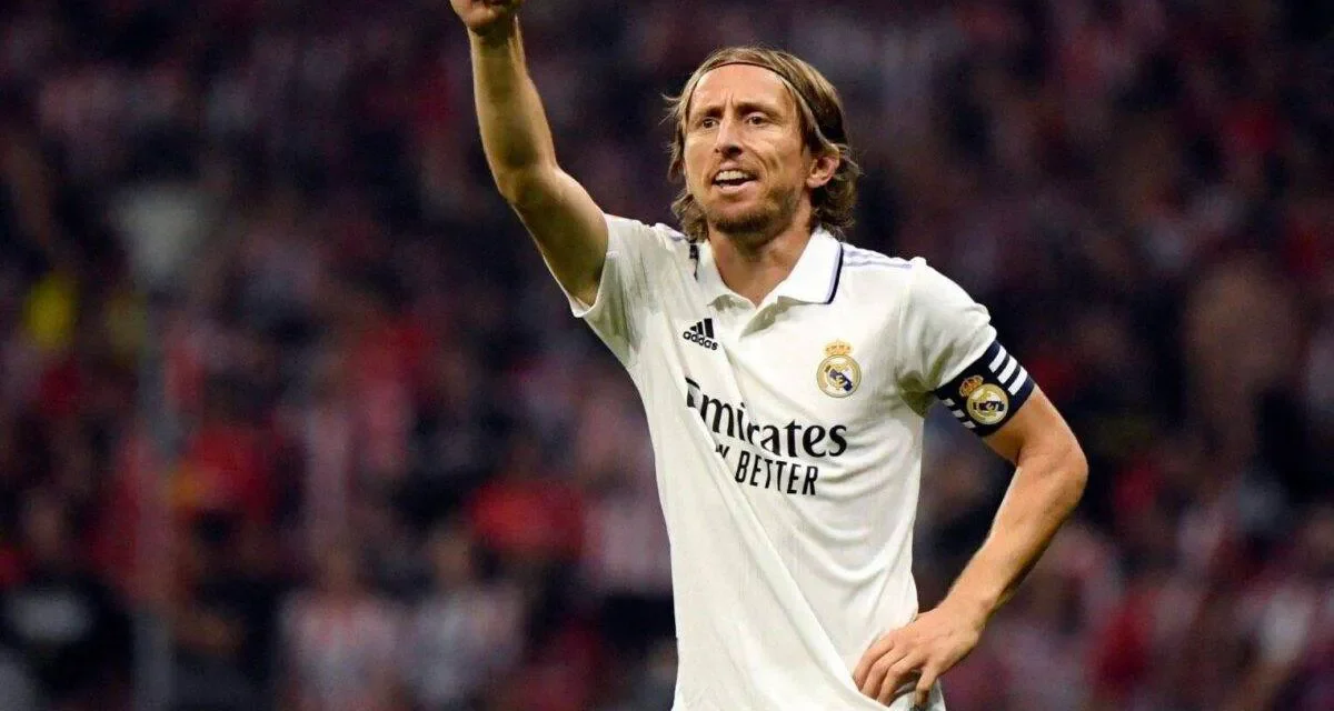 Modric setuju bersama Real Madrid sehingga 2024