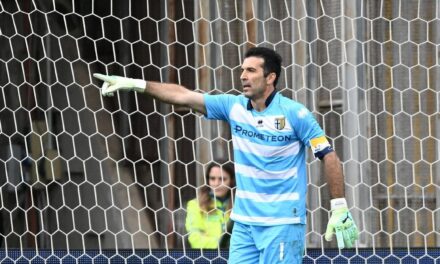 Berumur 45 tahun, Buffon ditawarkan gaji £25 juta setahun di Arab