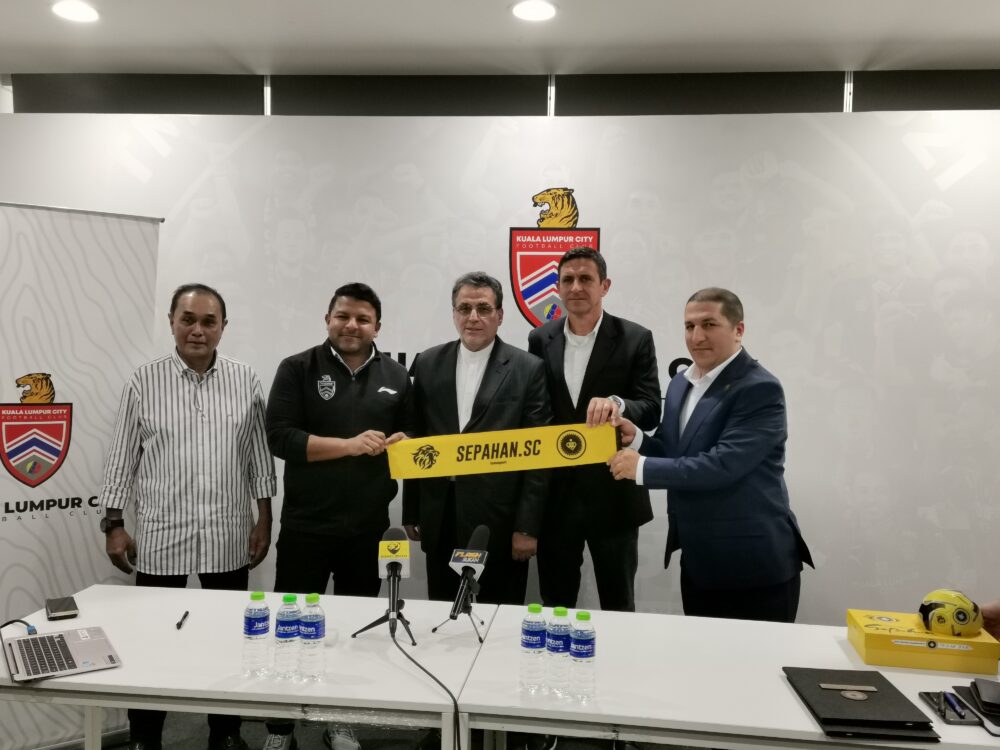 HarimauMalaya - KL City FC x Sepahan S.C! Lensa HM sekitar majlis sesi  menandatangani kerjasama antara KL City FC dan S.C Sepahan di Stadium Bola  sepak KL, Cheras. #HarimauMalaya #DemiMalaysia