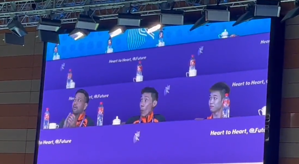 Lee Chong Wei saksikan perlawanan suku akhir Sukan Asia Hangzhou