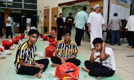 Masjid An-Nahdah santuni penyokong bola sepak dengan iftar percuma